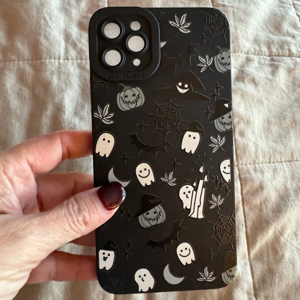 Halloween 11 pro max case
